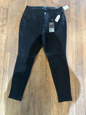 Black Women's Skinny Jeans